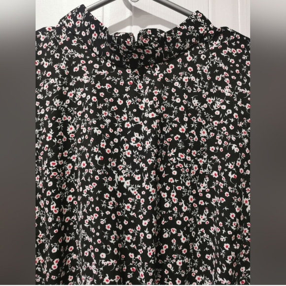 Floral Black Dress - Picture 3 of 4